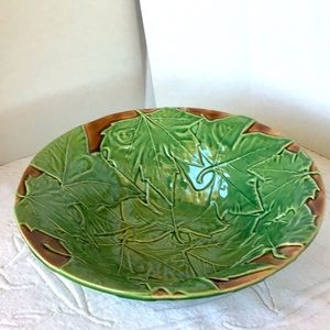 Bordallo Pinheiro Serving Bowl